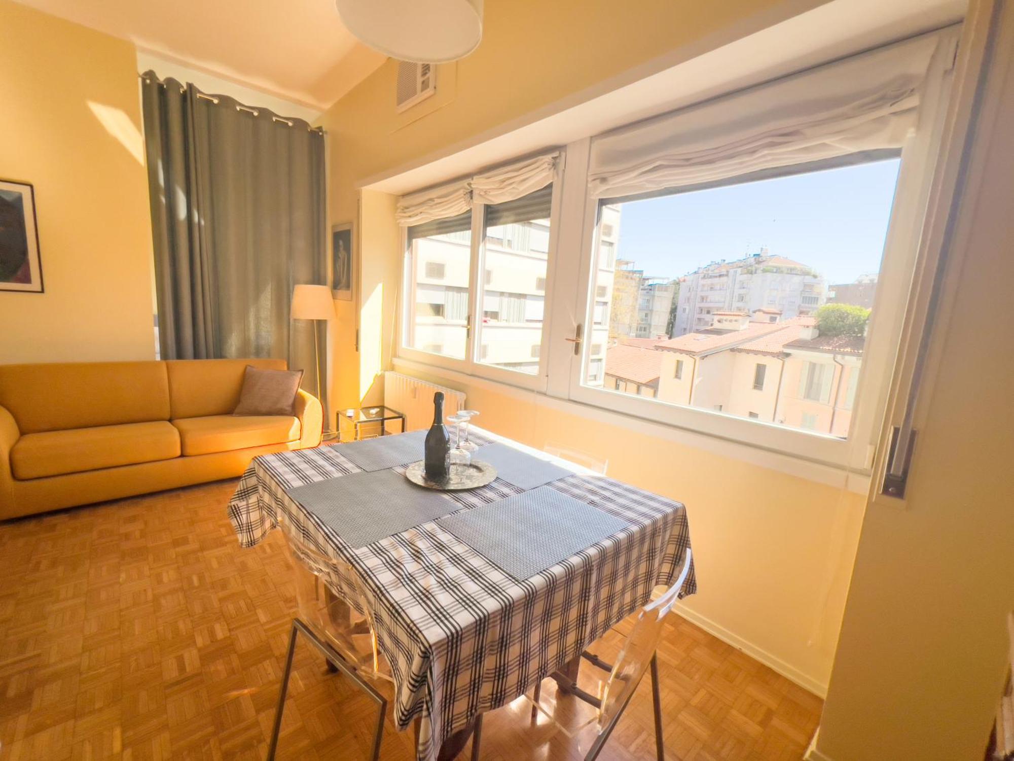 Apartment Memo